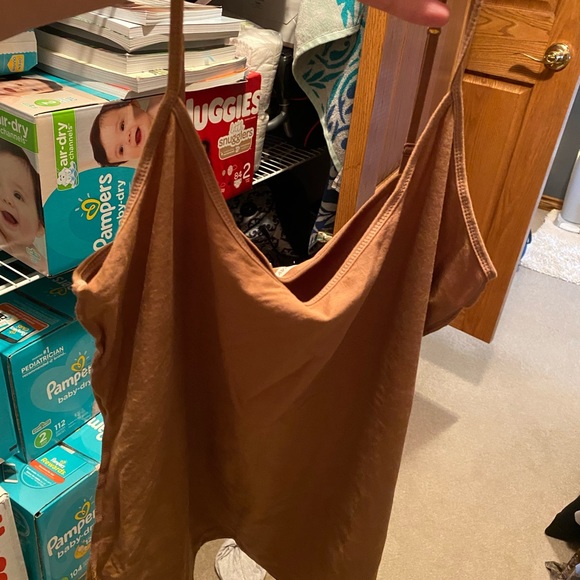 Brand name tops - Picture 4 of 8